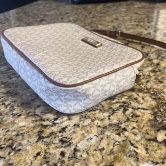 ❤️SOLD❤️ - Picture 5 of 9